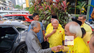 15297C8D-EC8D-4958-A5DB-81259B3A67DA