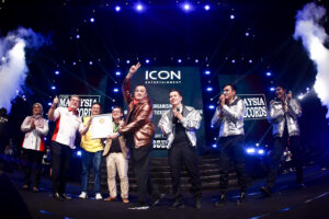 Konsert GenKRU 2025 cipta fenomena: KRU & Icon Entertainment terima pengiktirafan Malaysia Book of Records