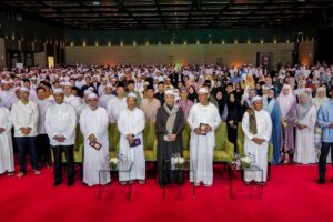 FELDA Perkasa Ukhuwah Ummah Menerusi Malam Mega Selawat Hari Peneroka 2025