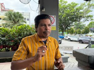 Pembangkang Cari Isu, Kerajaan Harus Bijak Bertindak – Hussein Zulkarai