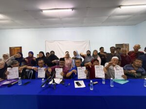 Penduduk Flat PKNS Jalan Kuching ‘Meletup’: Bantah Caj Naik 300% (Dari RM15 ke RM60), Isu Strata Terbengkalai!