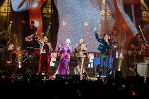 Konsert Empat Live In KL 2025 tawan Mega Star Arena: Paduan suara, emosi dan kasih keluarga seni