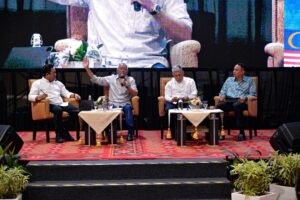 Era AI: Mahdzir Desak Kaedah Pengajaran Guru Dirombak!