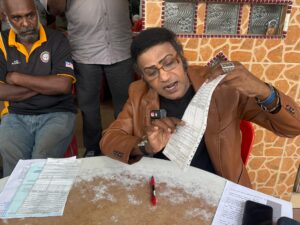 Dakwaan Timbangan Lori Bercelaru: ‘Hari Sama, Dua Bacaan Berbeza!’