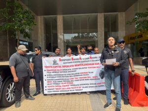 Aksi ‘Repossession Haram’: Toyota Capital Dikecam – Hilux Ditarik Walau Ansuran Dibayar