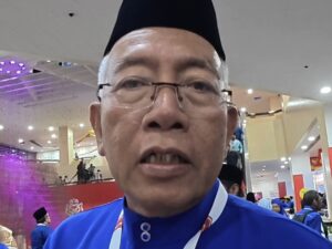 UPSR & PT3 Kembali? UMNO Lulus Usul, Mahdzir Khalid Sokong Penuh!